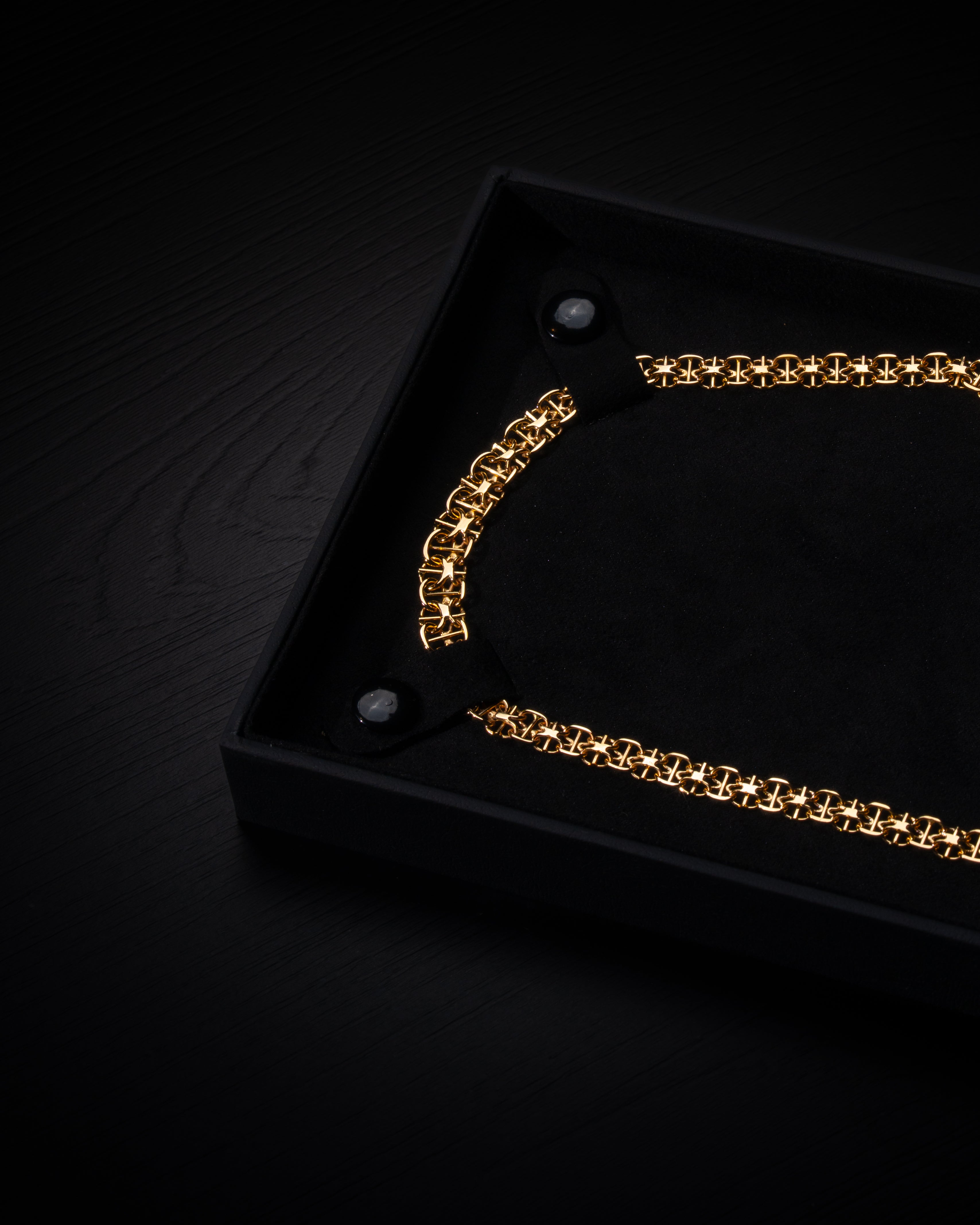 X-Länk Halsband 18K guld