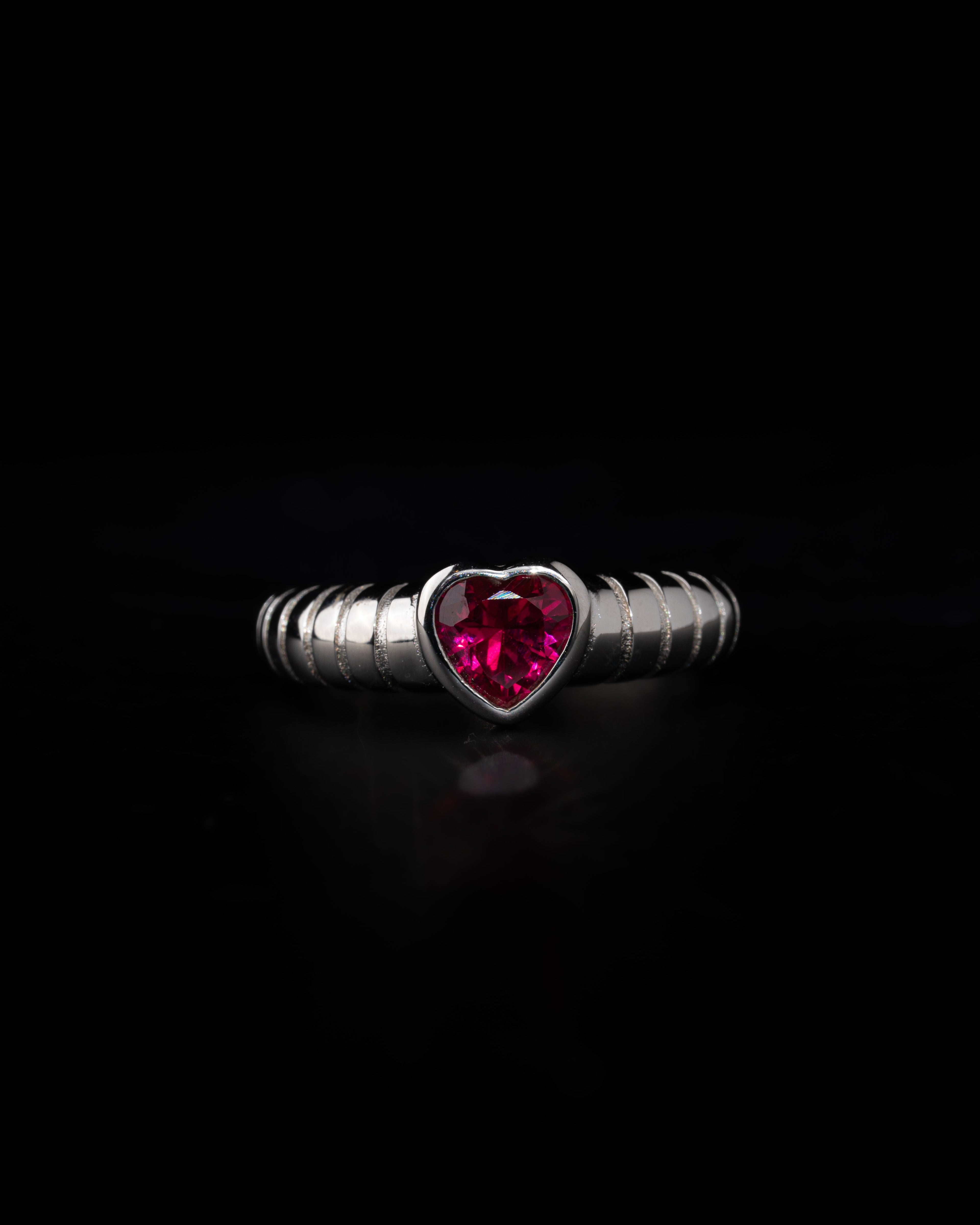 Burning Heart Ring - Kejsar